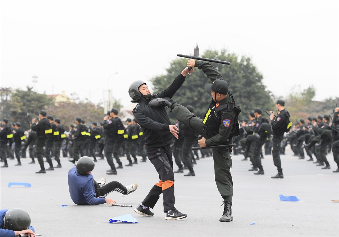 Mở 6 đợt cao điểm tấn công, trấn áp tội phạm, bảo đảm an ninh trật tự trong năm 2021